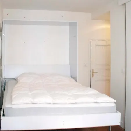 Charming Bright Studio In The Centre Of Appartamento
